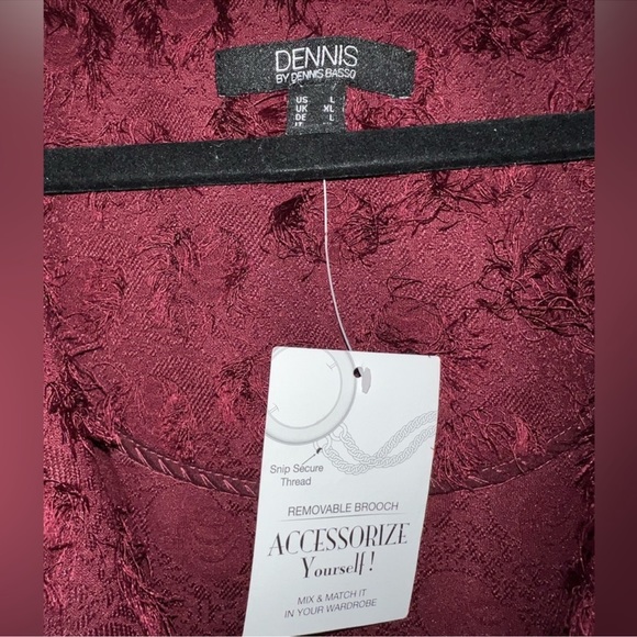 Dennis Basso NWT Diagonal Clipped Jacquard Topper with Brooch Large - Picture 5 of 5